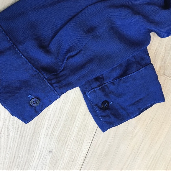 Bella Dahl Split Back Button-Down - size M - Picture 7 of 8